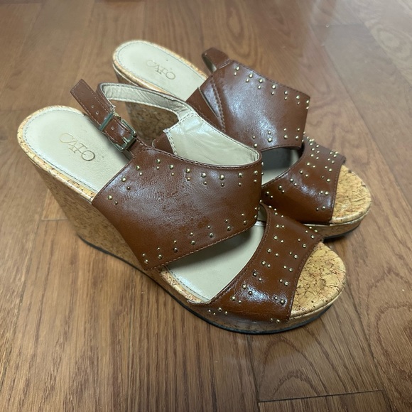 Cato brand wedges - Picture 2 of 3